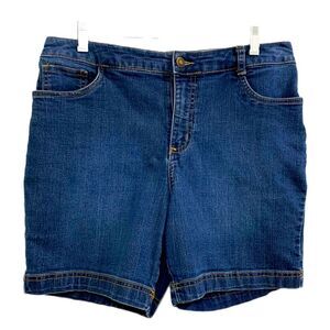 Croft & Barrow Shorts Women’s Sz 10 Blue Classic Fit Stretch High Rise 6” Inseam